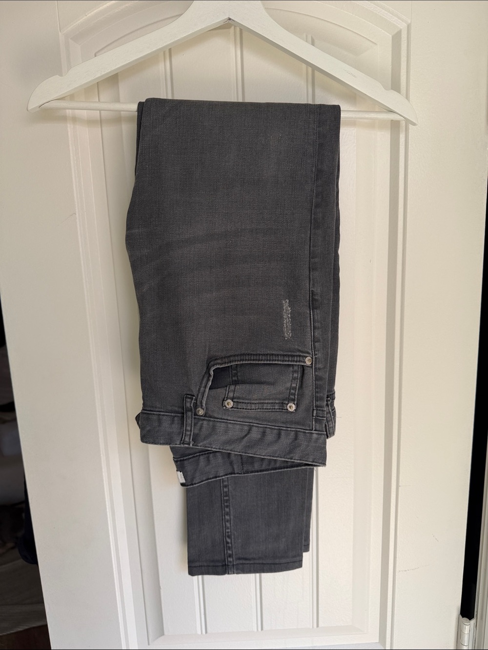 Sandro Men Skinny Jeans in Charcoal Gray